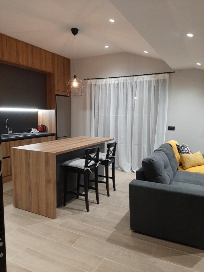 Lovely Guesthouse - 58M2 Mountain View Ioannina Exterior foto